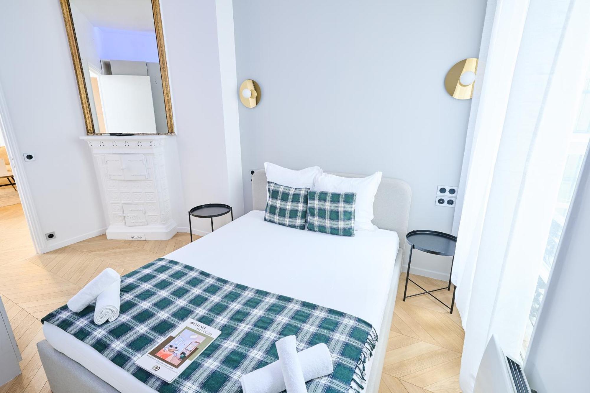 Champs Elysées!Montaigne, New Luxurious 6pers flat Paris Extérieur photo